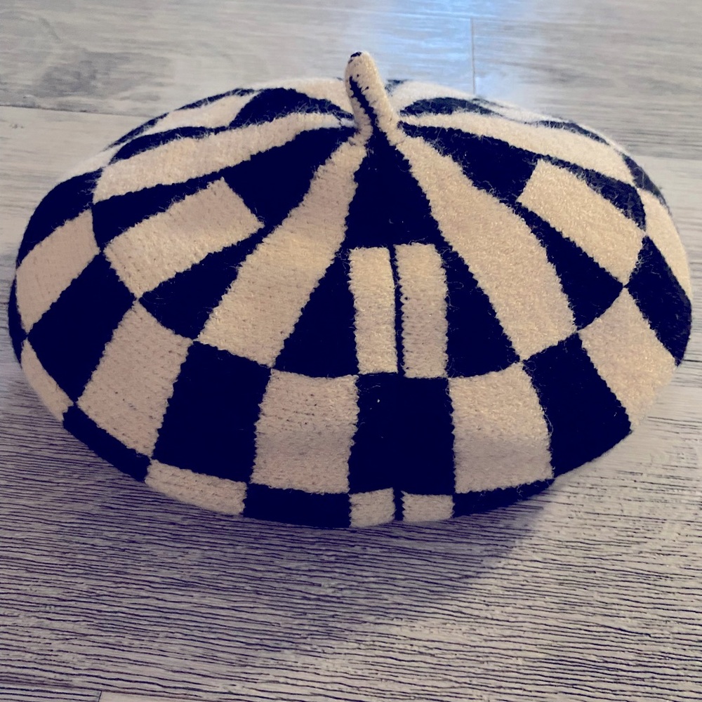 Checkered Black and White Pattern Beret